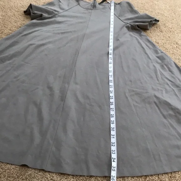Harris Wharf London Size 44 grey S/S crew dress - Picture 8 of 8